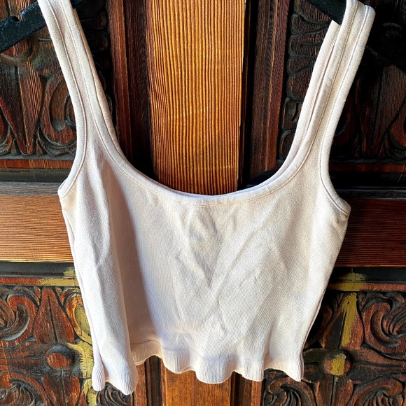 Tank Top - Picture 2 of 5